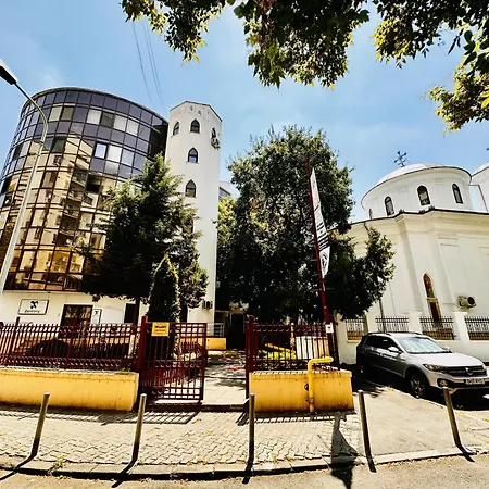 Cathedral Area Bucarest