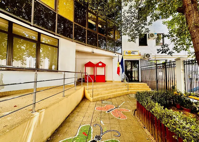 Cathedral Area * בוקרשט